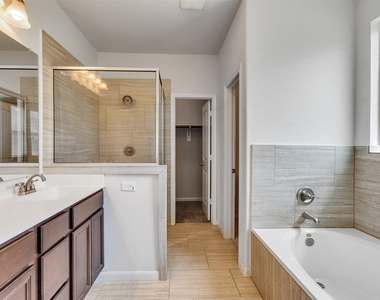 10026 Thicket Park Lane - Photo Thumbnail 23