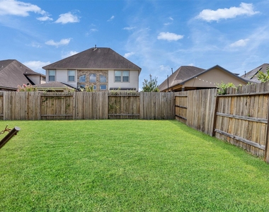 10026 Thicket Park Lane - Photo Thumbnail 31