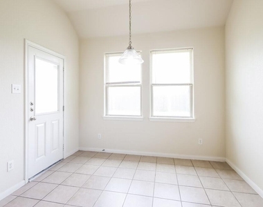 3014 Rose Trace Drive - Photo Thumbnail 3