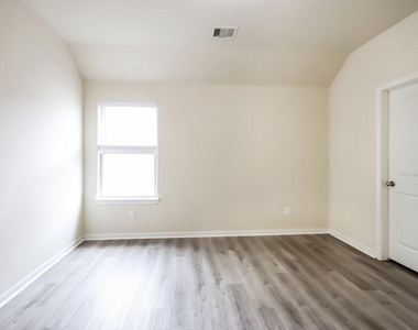 3014 Rose Trace Drive - Photo Thumbnail 10