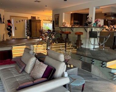 12418 Honeywood Trail - Photo Thumbnail 6