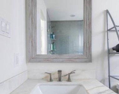 1503 Tuam Street - Photo Thumbnail 7
