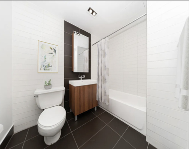 116 John St - Photo Thumbnail 11