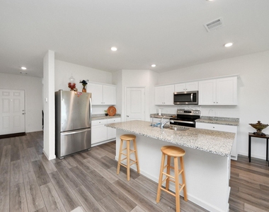 4830 Highland Springs Drive - Photo Thumbnail 24