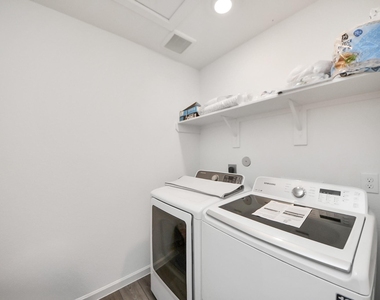 4830 Highland Springs Drive - Photo Thumbnail 35