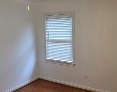 14 Gulf Lane - Photo Thumbnail 2