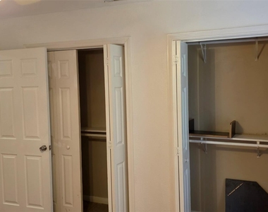 14 Gulf Lane - Photo Thumbnail 9
