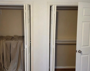 14 Gulf Lane - Photo Thumbnail 1