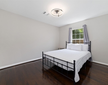 617 Frisco Street - Photo Thumbnail 7