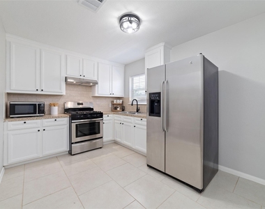 617 Frisco Street - Photo Thumbnail 9