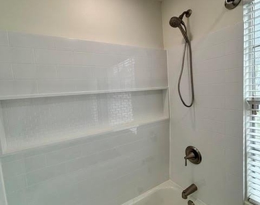 511 N 3rd Street - Photo Thumbnail 19