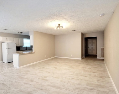 16818 Dutch Ridge Drive - Photo Thumbnail 12