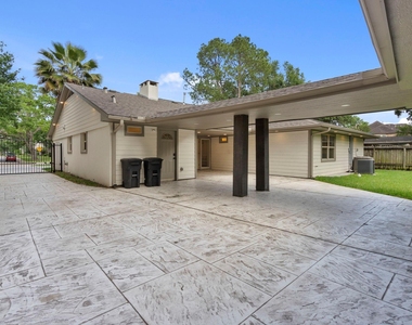 2402 Chimney Rock Road - Photo Thumbnail 31