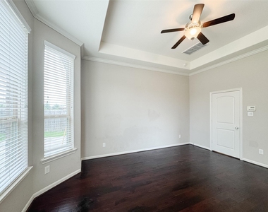 4714 Western Brook Drive - Photo Thumbnail 26
