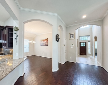 4714 Western Brook Drive - Photo Thumbnail 8