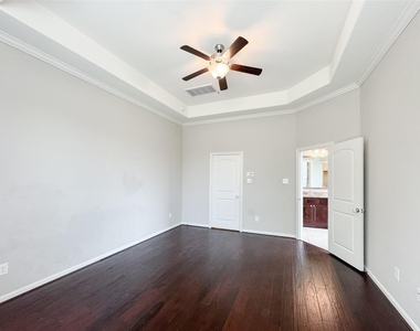 4714 Western Brook Drive - Photo Thumbnail 25