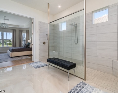 11110 Canal Grande Drive - Photo Thumbnail 14