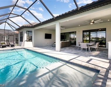 11110 Canal Grande Drive - Photo Thumbnail 22