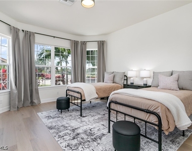 11110 Canal Grande Drive - Photo Thumbnail 17
