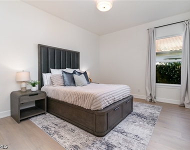 11110 Canal Grande Drive - Photo Thumbnail 15