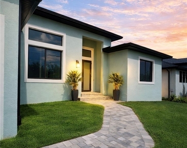 15482 Viscount Circle - Photo Thumbnail 13