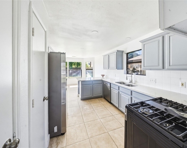 19519 Mallard Lake Lane - Photo Thumbnail 8