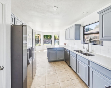 19519 Mallard Lake Lane - Photo Thumbnail 9