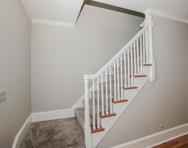 749 Maple - Photo Thumbnail 10