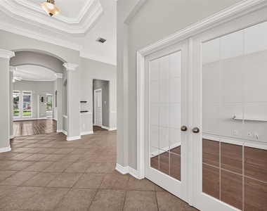 17927 Sugarloaf Bay Drive - Photo Thumbnail 4