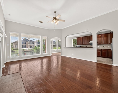 17927 Sugarloaf Bay Drive - Photo Thumbnail 9