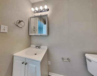 122 Cooper - Photo Thumbnail 11