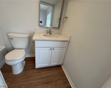 4712 Se 5th Place - Photo Thumbnail 7