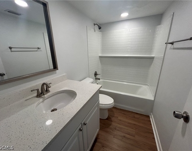 4712 Se 5th Place - Photo Thumbnail 5