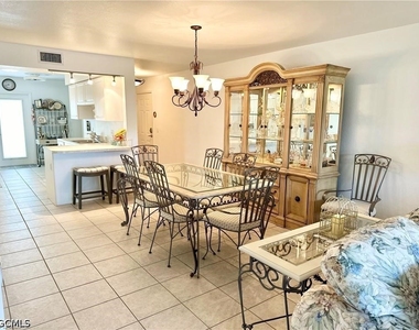 25762 Lake Amelia Way - Photo Thumbnail 5