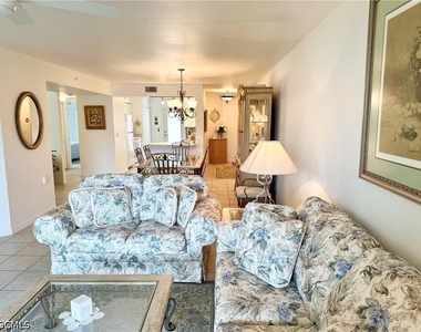 25762 Lake Amelia Way - Photo Thumbnail 4