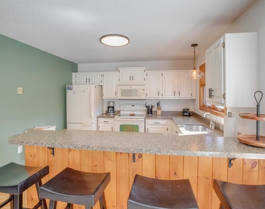 18 Ridge Drive C - Photo Thumbnail 7