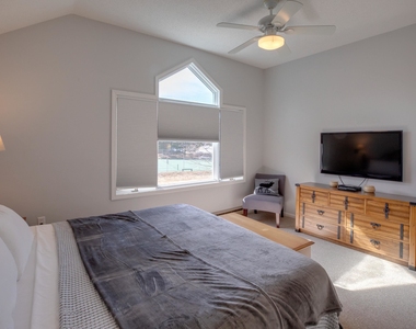 18 Ridge Drive C - Photo Thumbnail 10