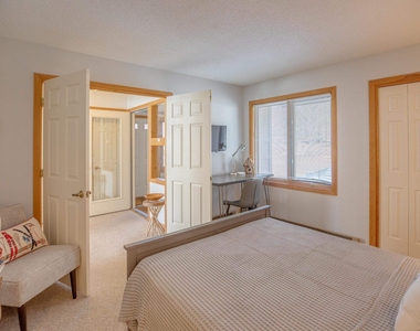 18 Ridge Drive C - Photo Thumbnail 16