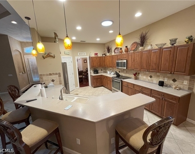 26455 Doverstone Street - Photo Thumbnail 5