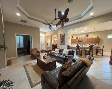 26455 Doverstone Street - Photo Thumbnail 6