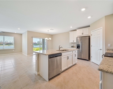4226 Bloomfield Street - Photo Thumbnail 3
