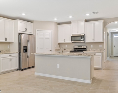 4226 Bloomfield Street - Photo Thumbnail 2