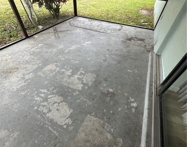 3822 Sw 5th Place - Photo Thumbnail 11