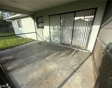 3822 Sw 5th Place - Photo Thumbnail 10