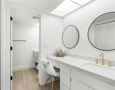 700 Misty Pines Circle - Photo Thumbnail 28