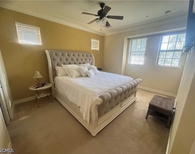 11947 Tulio Way - Photo Thumbnail 19
