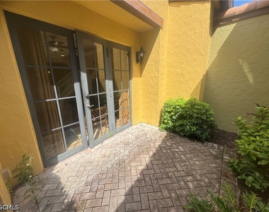 11947 Tulio Way - Photo Thumbnail 6