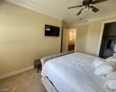 11947 Tulio Way - Photo Thumbnail 20