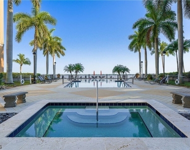 2825 Palm Beach Boulevard - Photo Thumbnail 11
