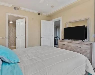 2825 Palm Beach Boulevard - Photo Thumbnail 2